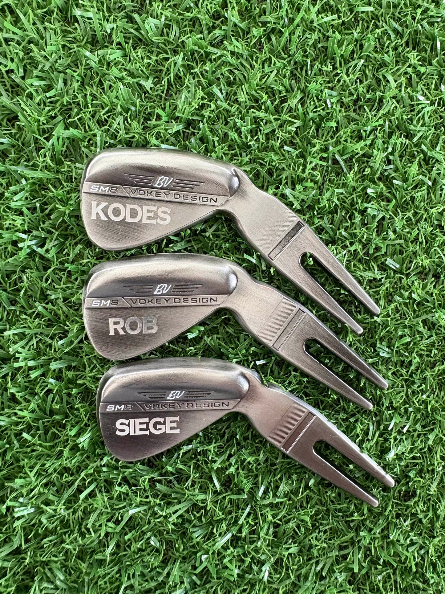 Custom Wedge Divot Tool